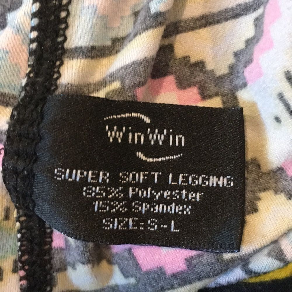 Aztec leggings - Picture 3 of 3